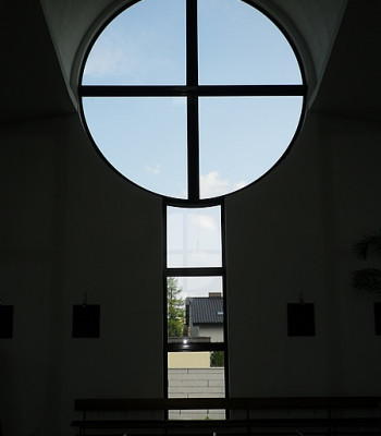 Okno aluminiowe Kościół