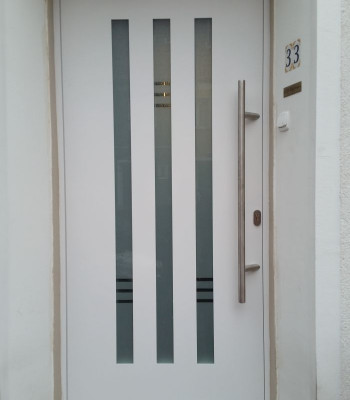 Drzwi panelowe aluminiowe